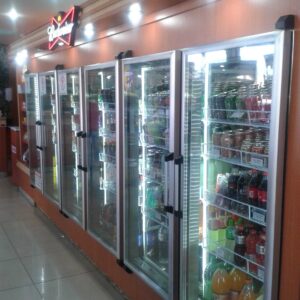 Geladeira auto serviço com led